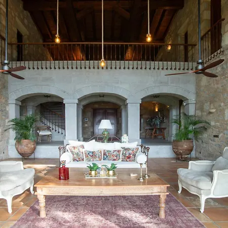Ultra Luxury Hill Mansion, Yalikavak 빌라 *