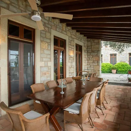 빌라 Ultra Luxury Hill Mansion, Yalikavak