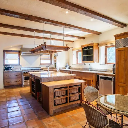 וילה Ultra Luxury Hill Mansion, Yalikavak בודרום