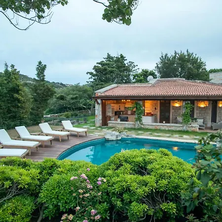 Ultra Luxury Hill Mansion, Yalikavak Villa